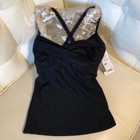 New w/tags! Athleta Tankini Swim Top 34 B/C - Picture 2 of 5